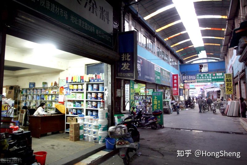 在建筑装修过程中，防水材料的选择和使用备受关注。许多人担心这些材料是否会对人体健康造成危害。今天我们就通过故事叙述的方式，揭开防水材料的神秘面纱。